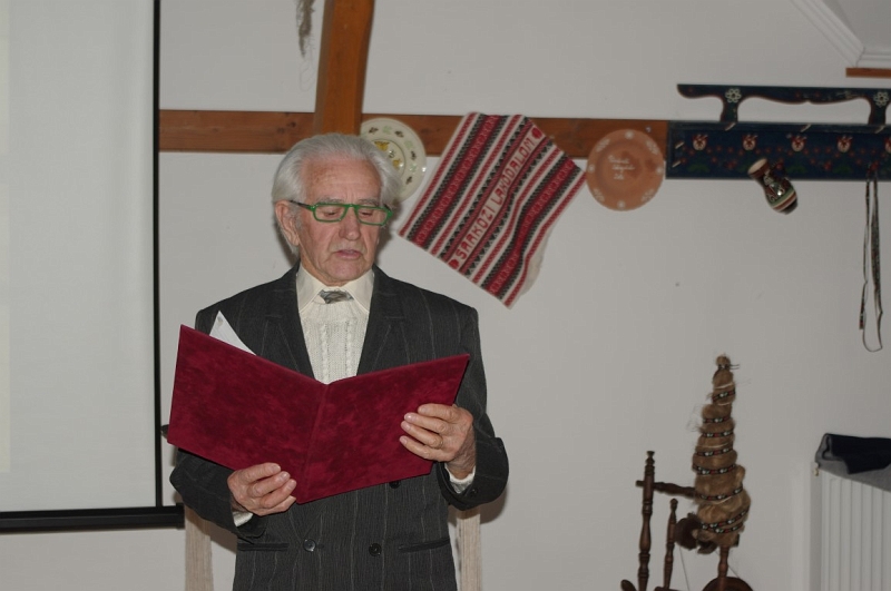 LEVI8452 (Medium).JPG
